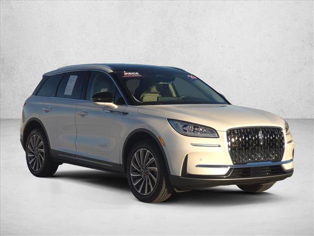 Certified 2023 Lincoln Corsair Reserve w/ Equipment Group 201A image 3