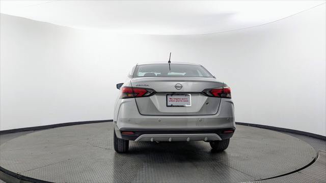Used 2025 Nissan Versa S FWD image 7