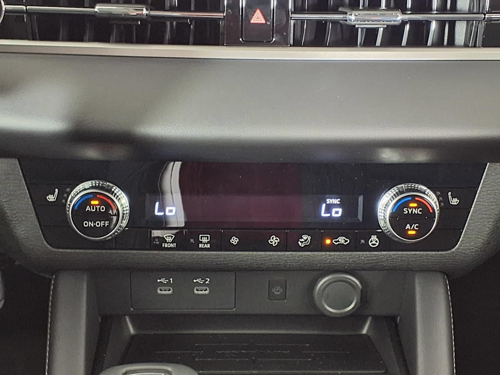 New 2026 Mitsubishi Outlander SE FWD image 17