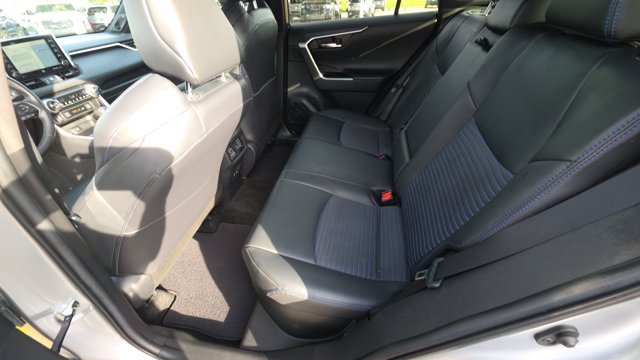 Used 2021 Toyota RAV4 XSE AWD/4WD image 18