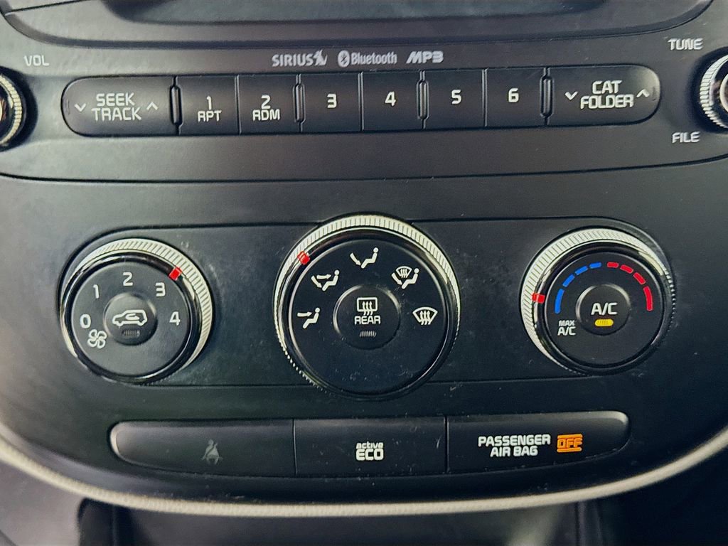 Used 2016 Kia Soul FWD image 18