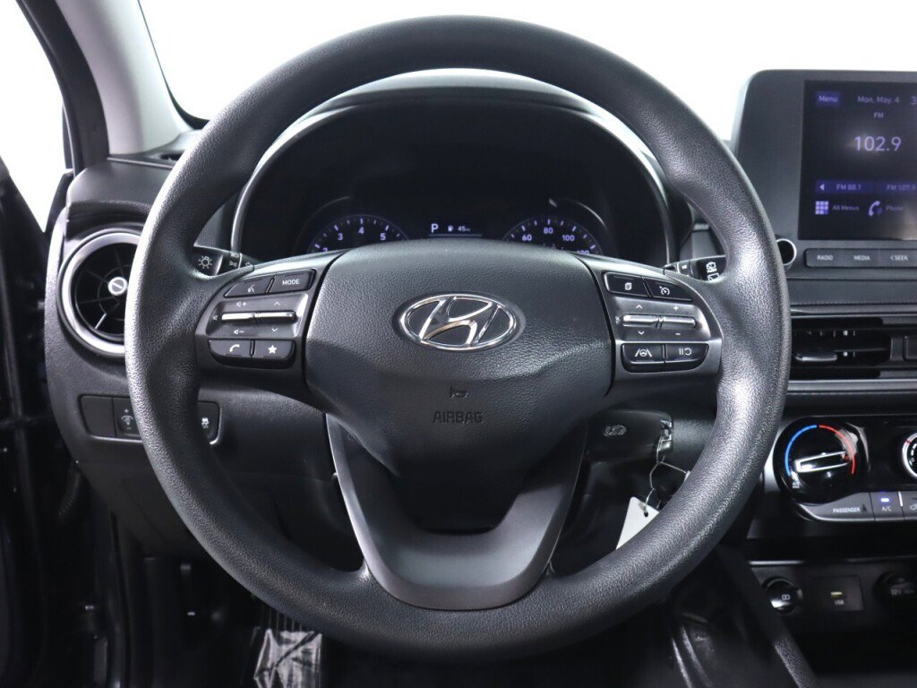Used 2022 Hyundai Kona SE w/ Cargo Package AWD/4WD image 11