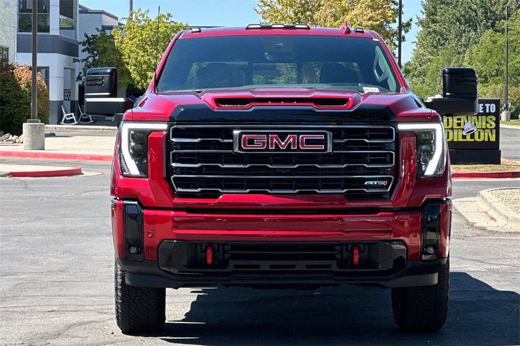 Used 2025 GMC Sierra 3500 AT4 w/ AT4 Premium Plus Package image 10
