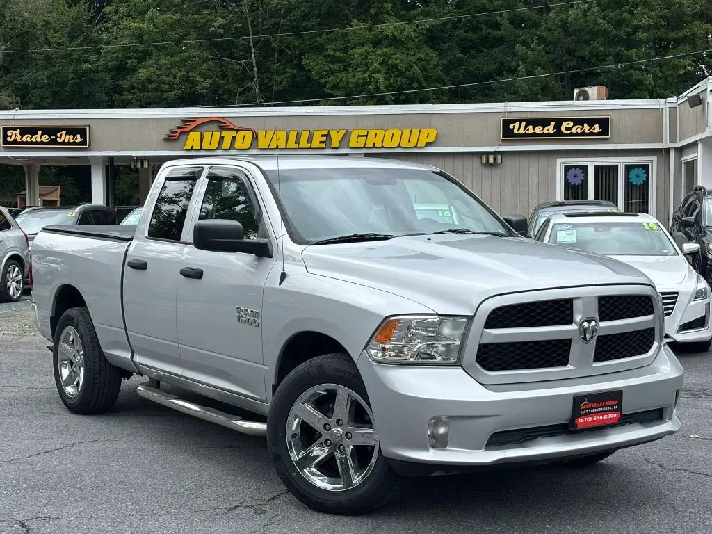 Used 2018 RAM 1500 ST AWD/4WD image 1