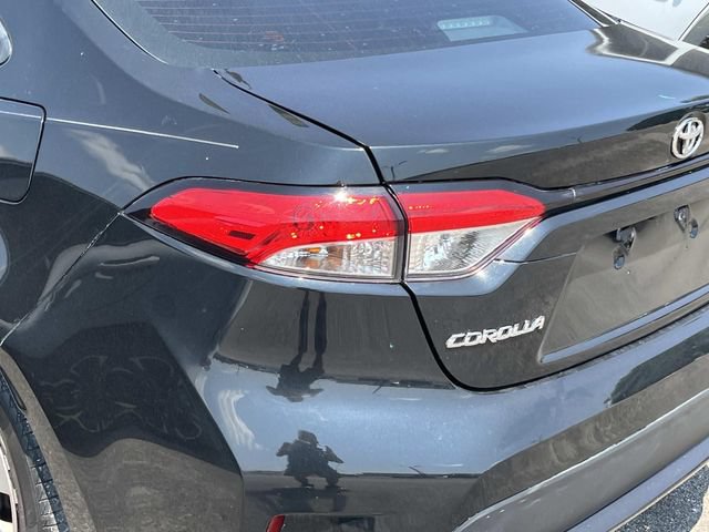 Used 2022 Toyota Corolla LE FWD image 9