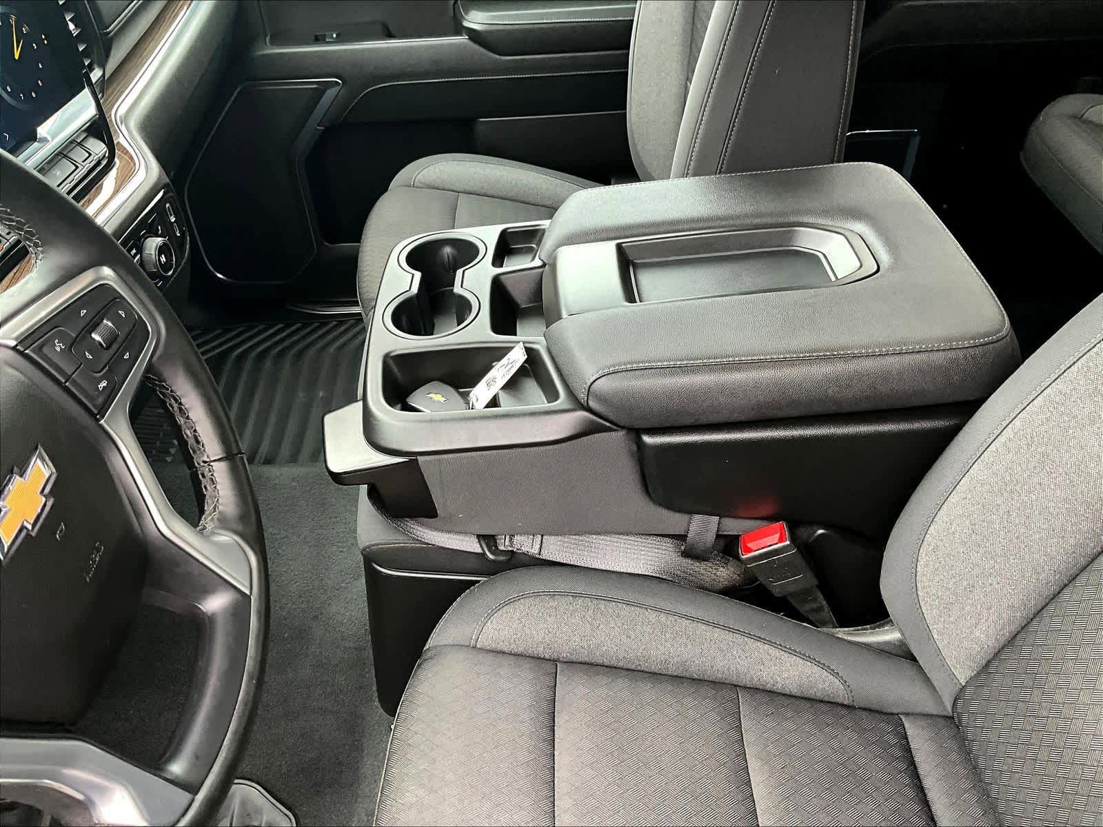 Used 2024 Chevrolet Silverado 1500 LT AWD/4WD image 20