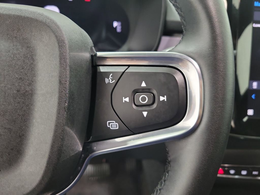 Certified 2023 Volvo XC40 Recharge Plus w/ Protection Package Premier image 25