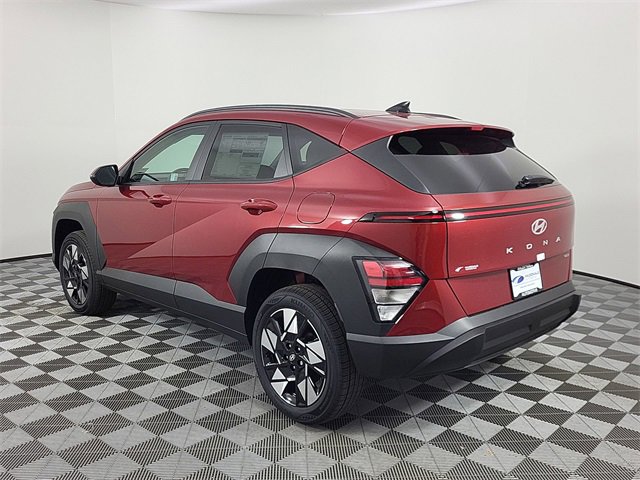 Certified 2025 Hyundai Kona SEL image 11