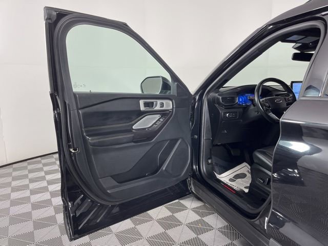 Used 2020 Ford Explorer ST w/ ST Street Pack AWD/4WD image 16