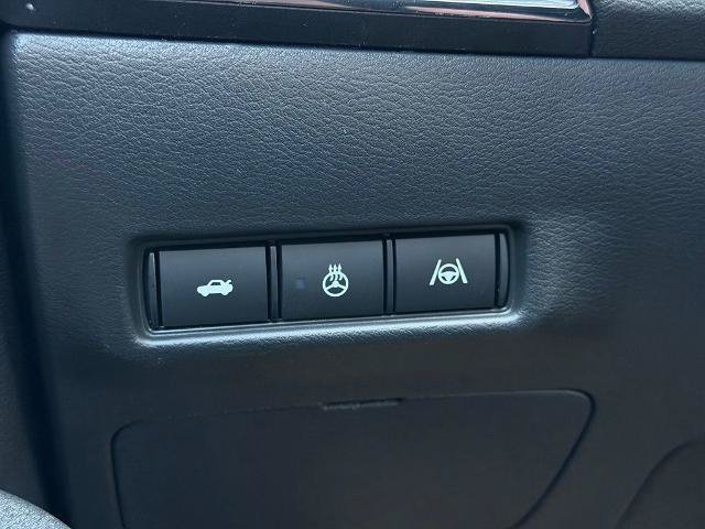 New 2026 Nissan Sentra SR w/ SR Premium Package FWD image 25