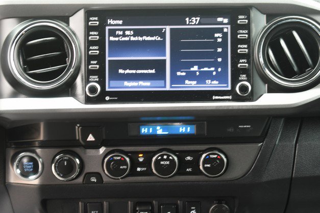 Certified 2022 Toyota Tacoma TRD Off-Road image 19