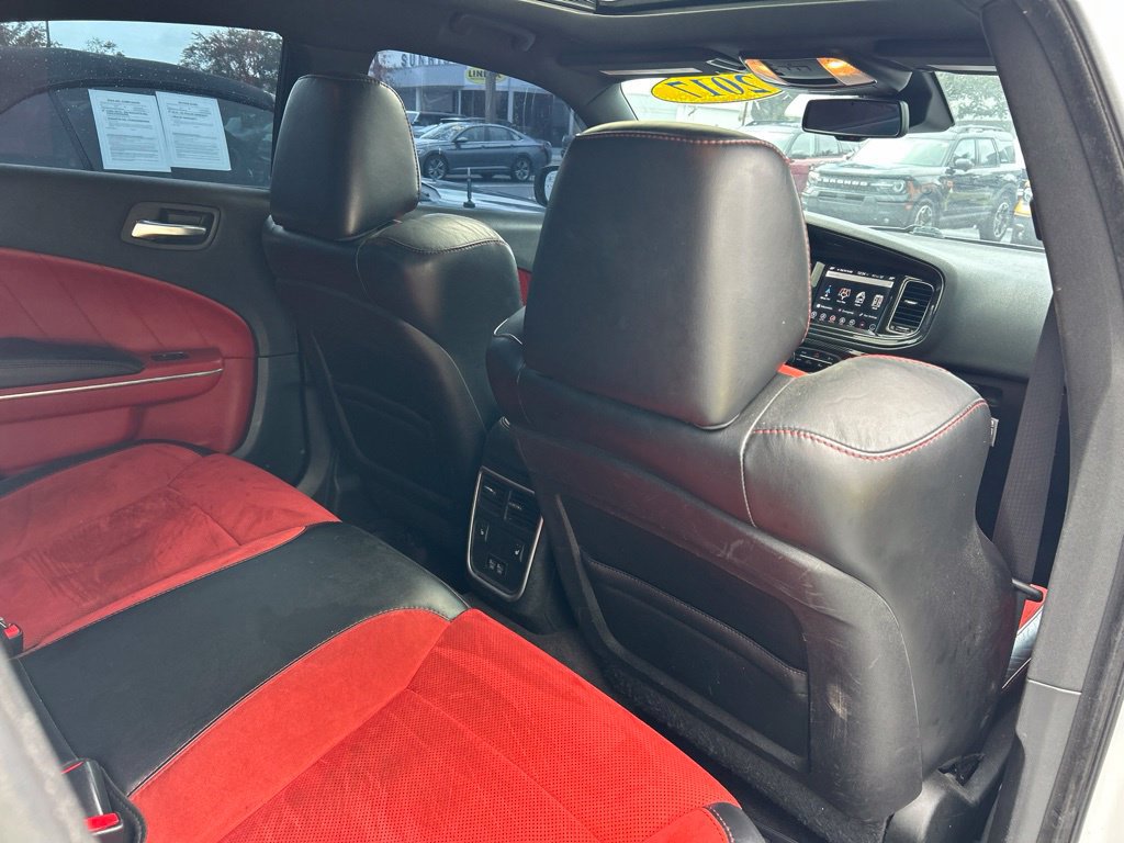 Used 2017 Dodge Charger R/T Scat Pack w/ Technology Group RWD image 44