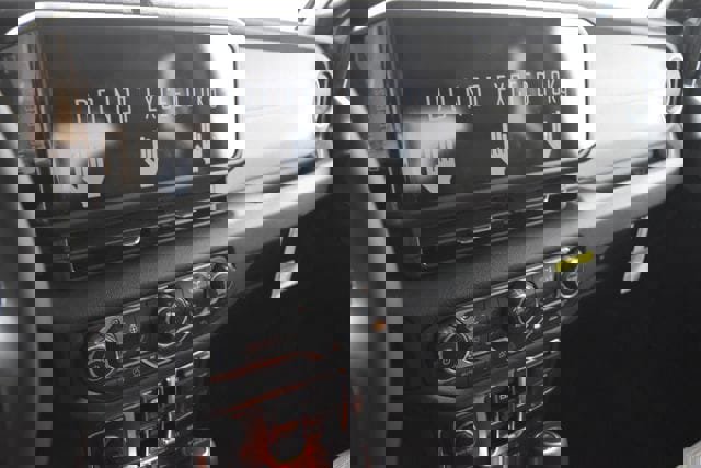 New 2025 Jeep Gladiator Willys image 14