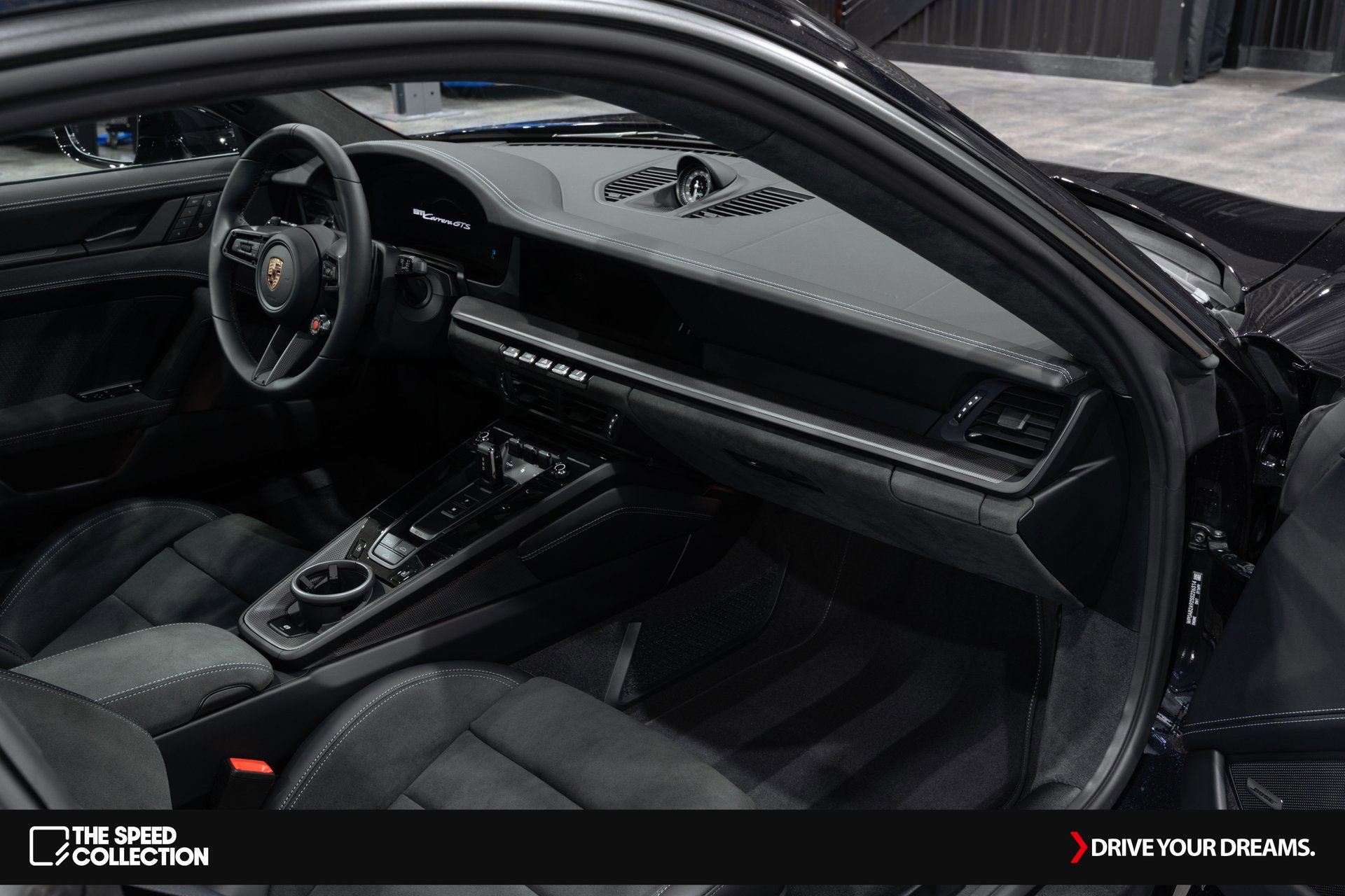 Used 2025 Porsche 911 Carrera GTS image 20