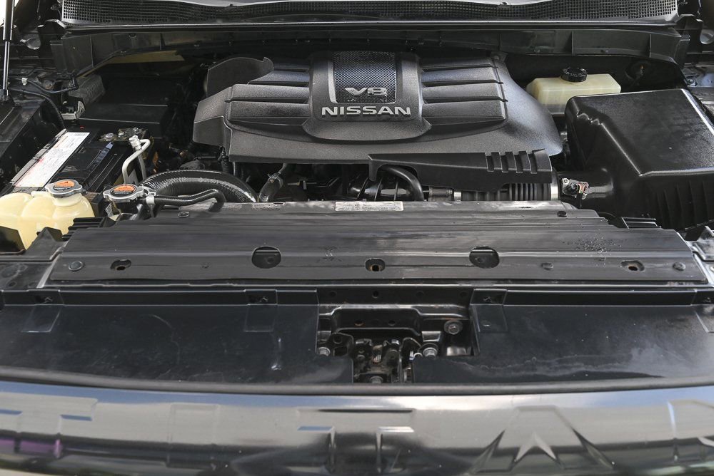 Used 2019 Nissan Titan PRO-4X image 9