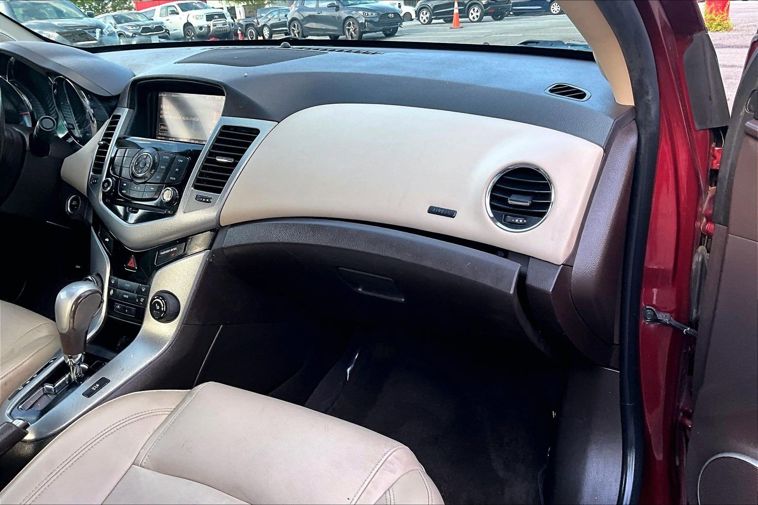 Used 2016 Chevrolet Cruze LTZ w/ Sun, Sound and Sport Package FWD image 15