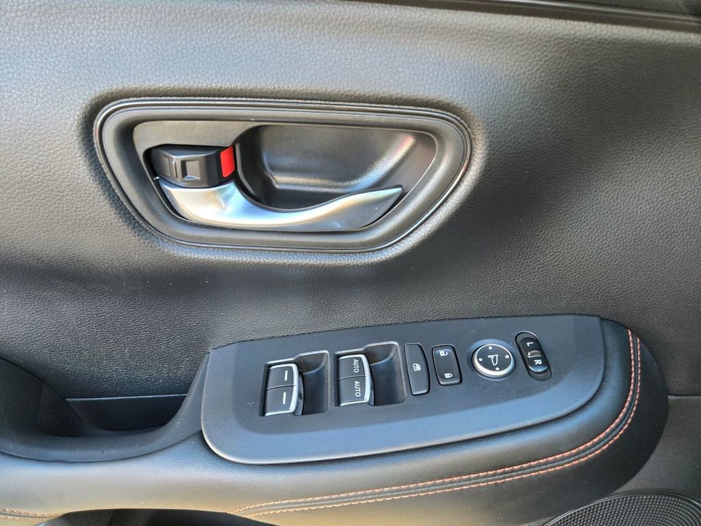 Used 2023 Honda HR-V Sport image 17