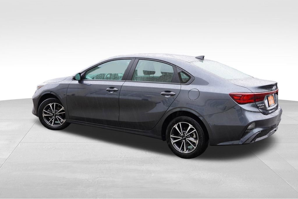 Certified 2024 Kia Forte LXS w/ LXS Technology Package FWD image 8