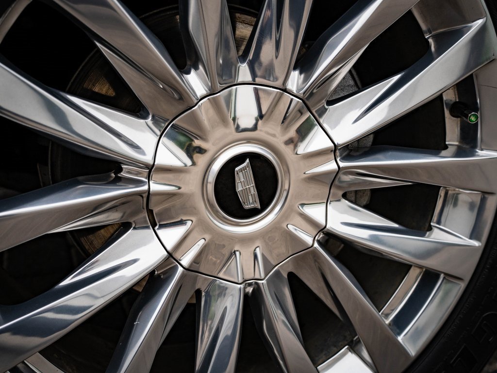 Used 2021 Cadillac Escalade ESV Premium Luxury image 8