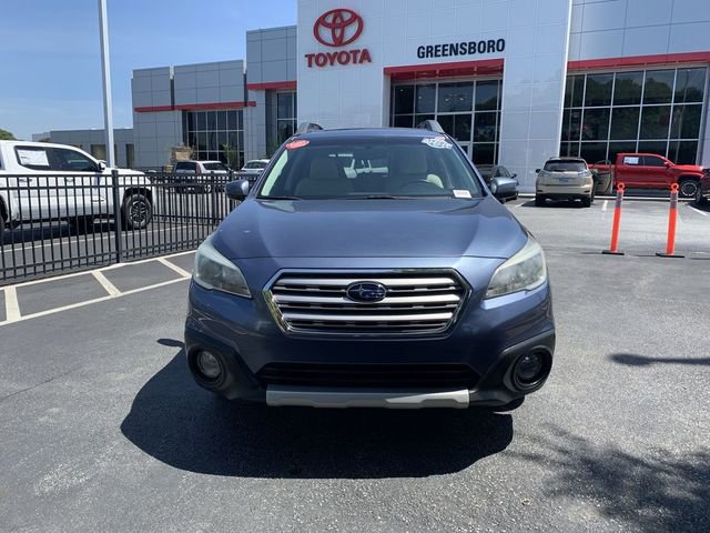 Used 2016 Subaru Outback 2.5i Limited AWD/4WD image 3
