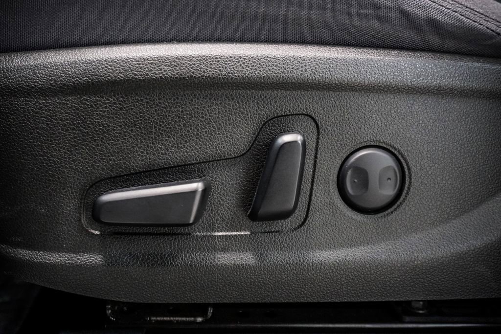 Used 2023 Hyundai Santa Fe SEL AWD/4WD image 7