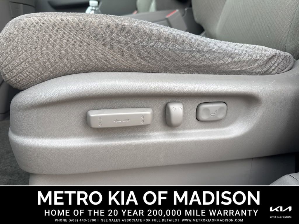 Used 2015 Honda Odyssey EX image 13