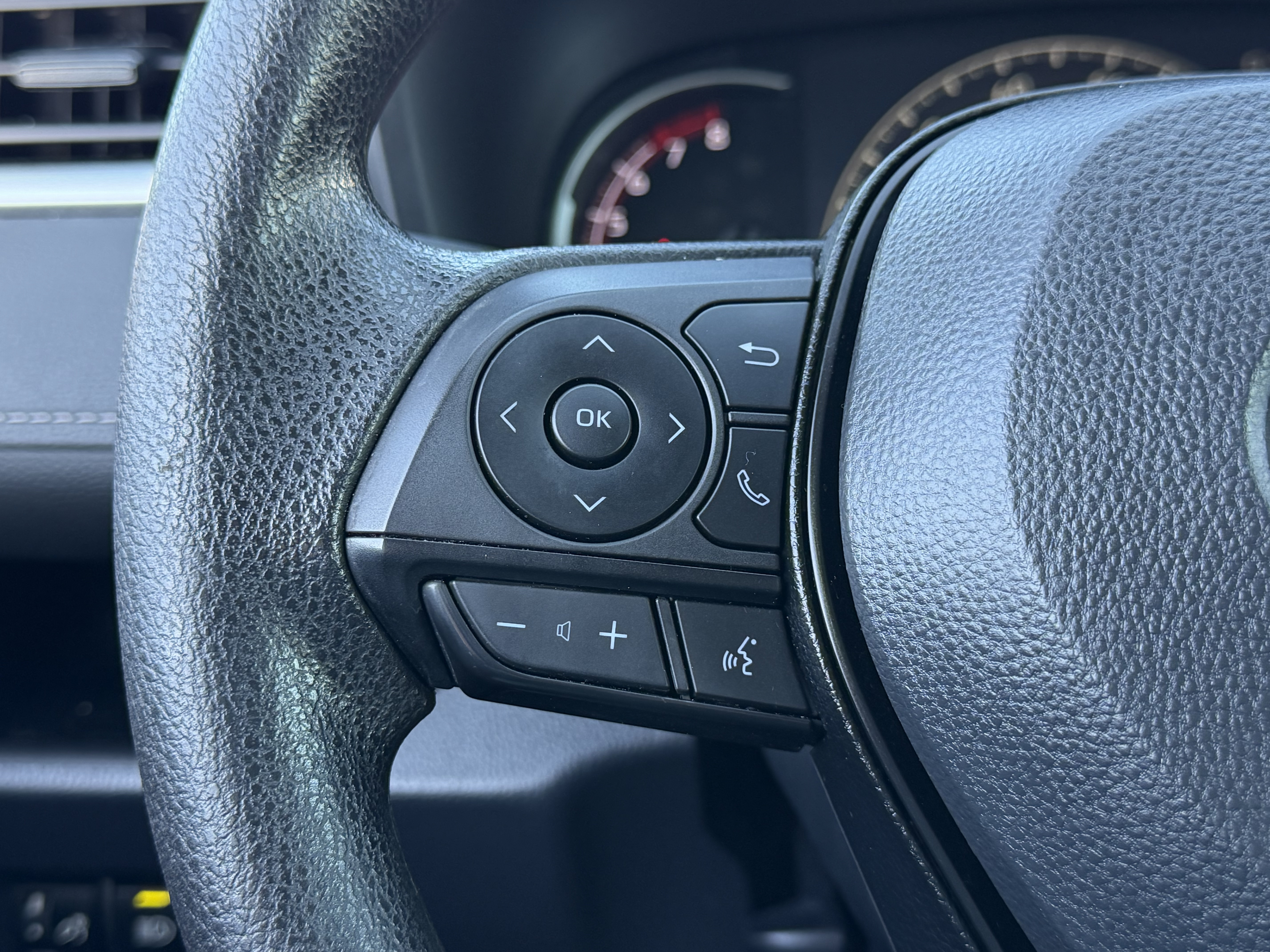 Certified 2023 Toyota RAV4 XLE AWD/4WD image 25