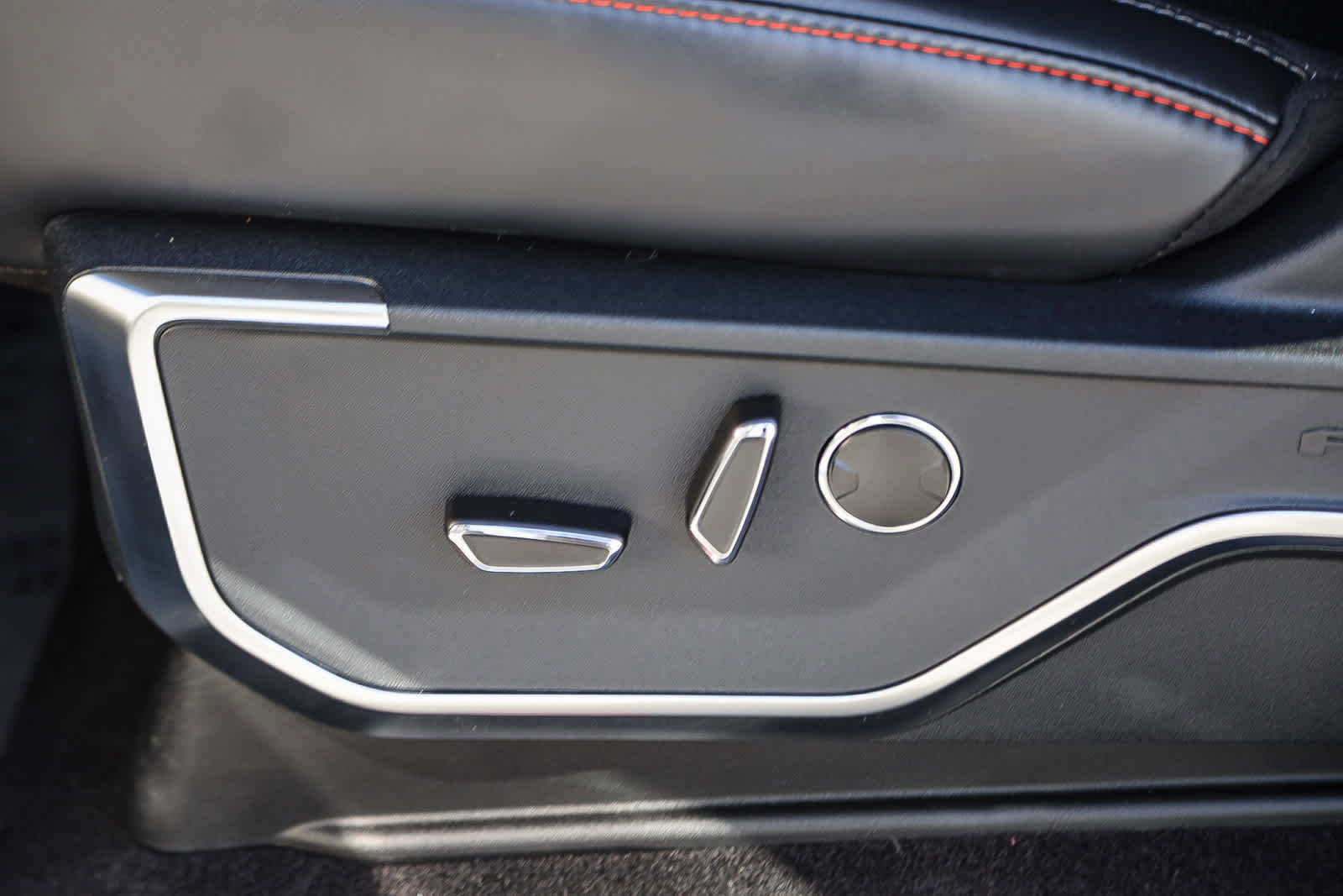 Used 2025 Ford F150 Raptor image 19