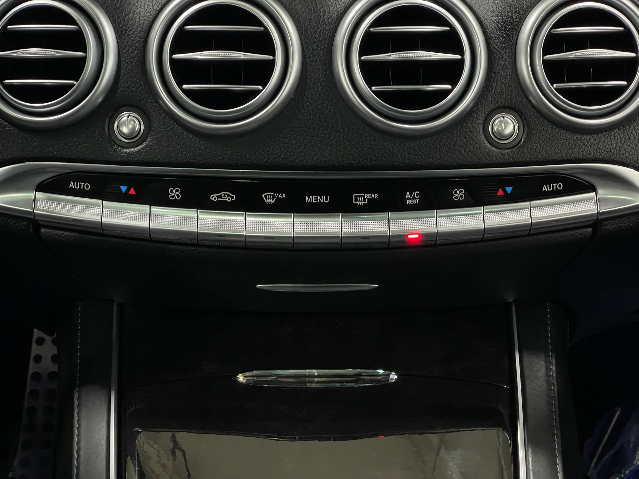 Used 2017 Mercedes-Benz S 550 4MATIC Coupe image 25