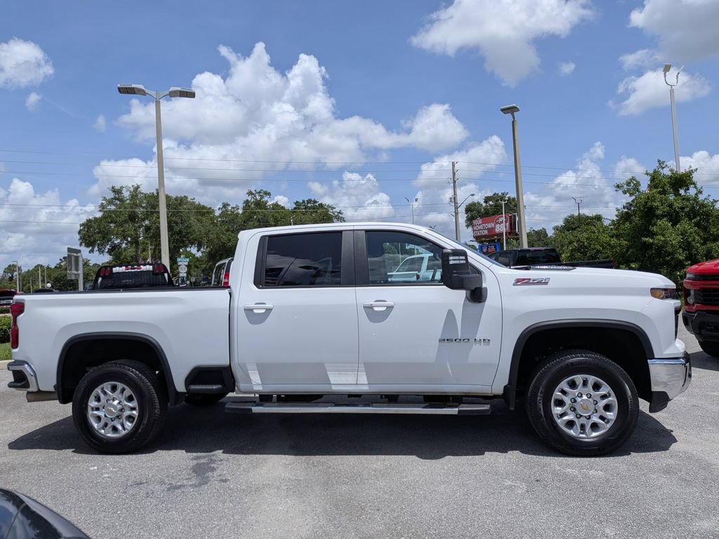Certified 2025 Chevrolet Silverado 2500 LT AWD/4WD image 2