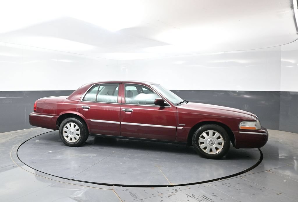 Used 2004 Mercury Grand Marquis LS RWD image 2