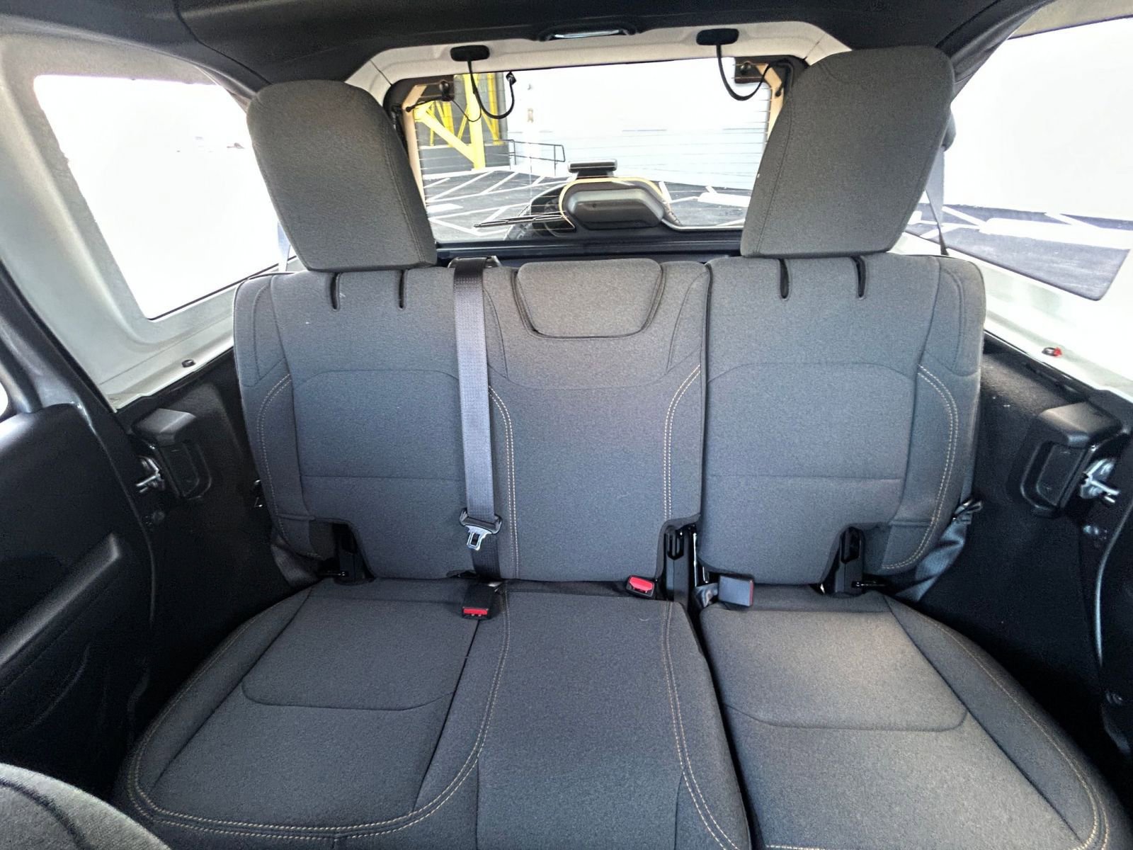 Used 2025 Jeep Wrangler Sport S image 38