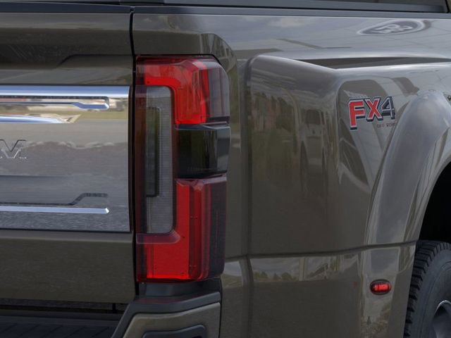 New 2026 Ford F450 Platinum w/ Platinum Plus Package image 21