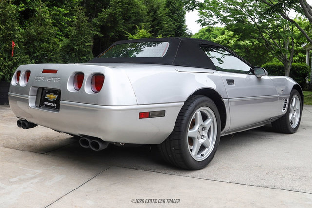 Used 1996 Chevrolet Corvette Convertible RWD image 19