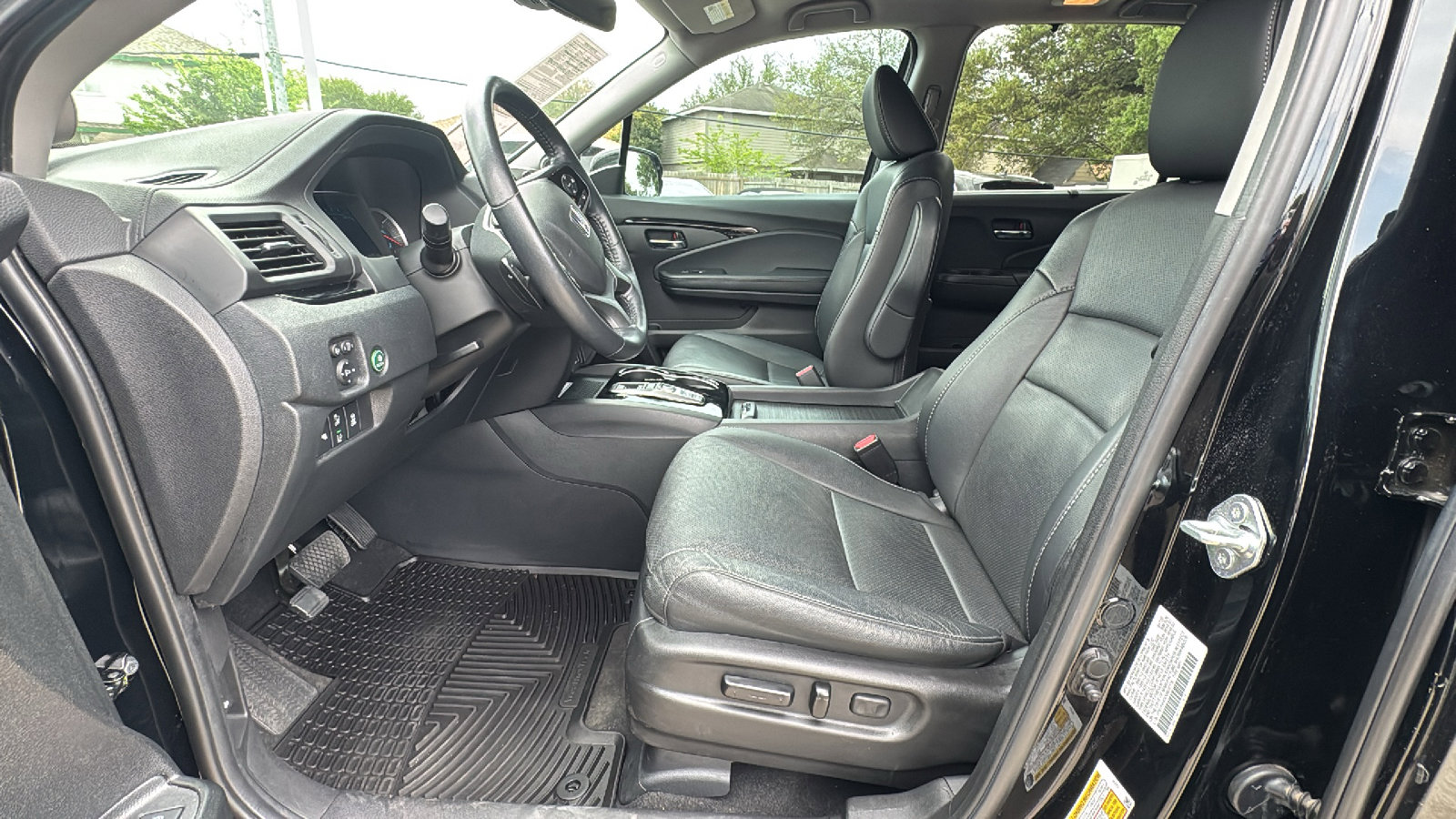 Used 2022 Honda Pilot Elite image 9