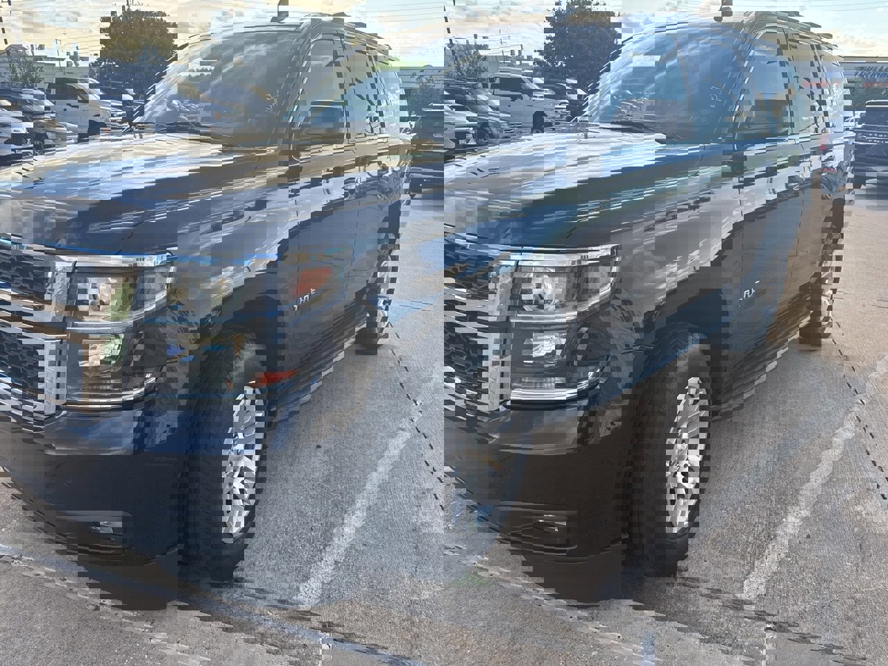 Used 2019 Chevrolet Tahoe LT w/ Luxury Package