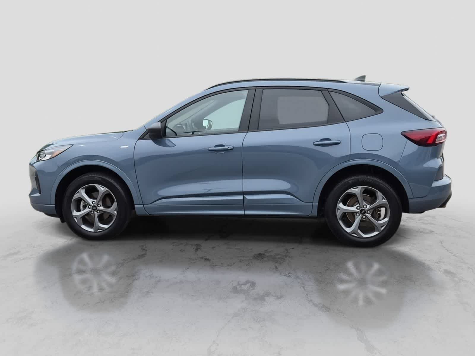 Used 2024 Ford Escape ST-Line w/ Tech Pack #1 AWD/4WD image 5