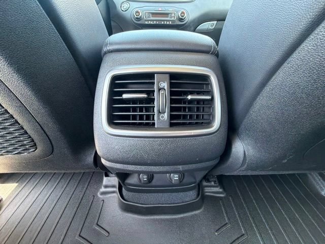 Used 2020 Kia Sorento SX AWD/4WD image 15