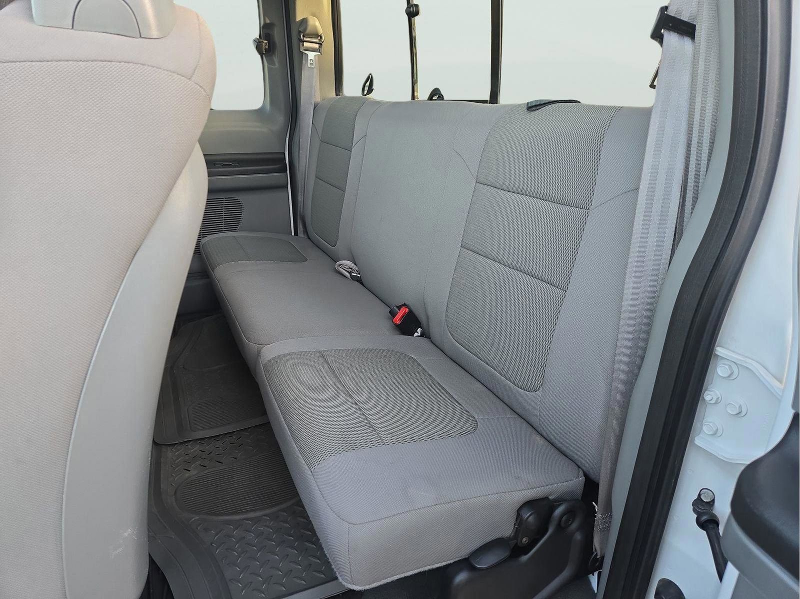 Used 2006 Ford F250 XL image 16