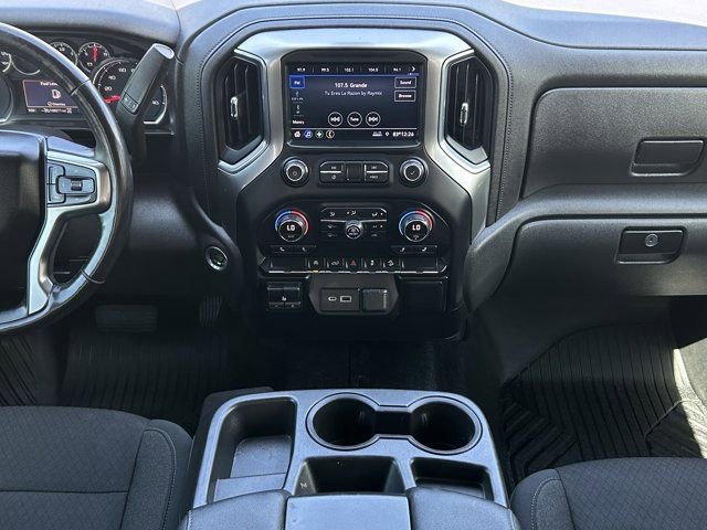 Used 2021 Chevrolet Silverado 1500 LT image 14