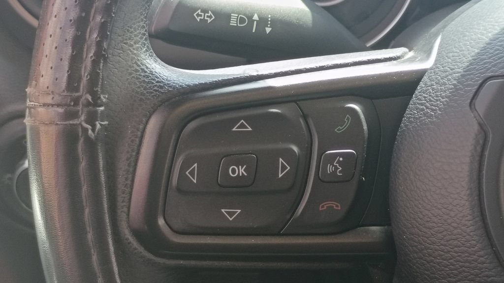 Used 2018 Jeep Wrangler Unlimited Sport AWD/4WD image 22
