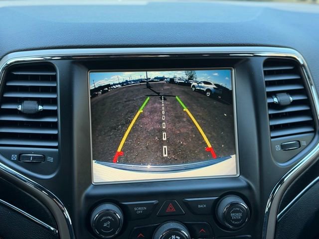 Used 2015 Jeep Grand Cherokee Limited w/ Trailer Tow Group IV image 28