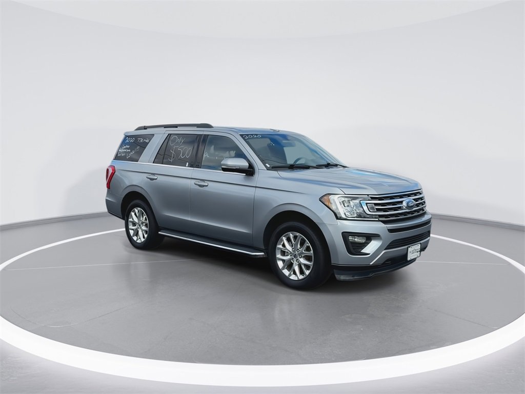 Used 2020 Ford Expedition XLT w/ Equipment Group 202A image 2