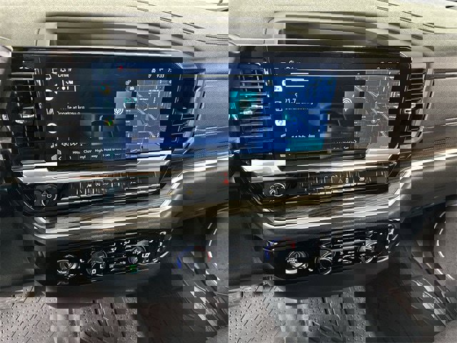 Used 2022 Chevrolet Silverado 1500 RST image 13
