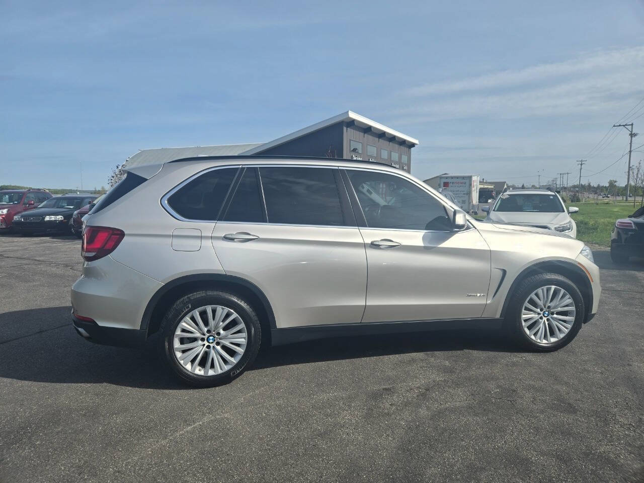 Used 2015 BMW X5 xDrive50i AWD/4WD image 9