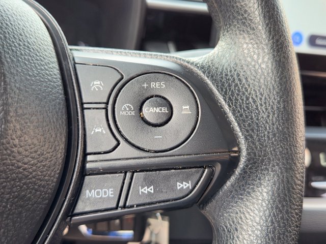 Used 2026 Toyota Corolla LE FWD image 22