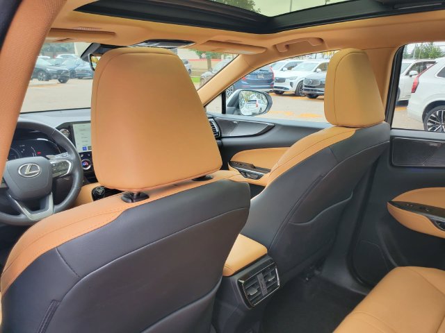 Used 2025 Lexus NX 350h AWD w/ Accessory Package (2T) image 29