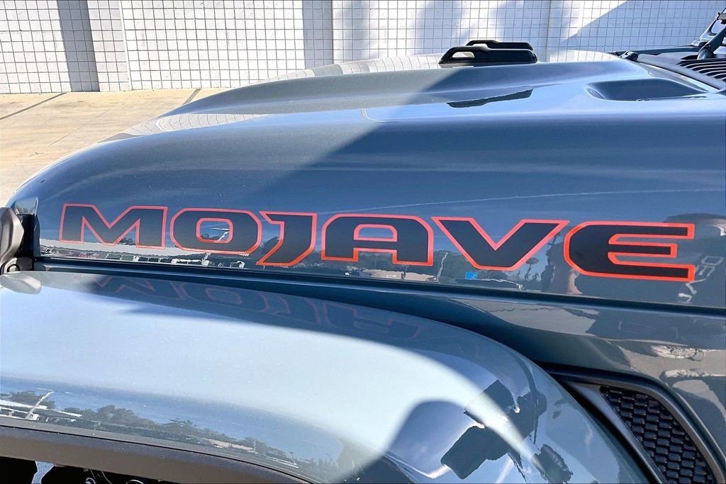 New 2026 Jeep Gladiator Mojave image 24