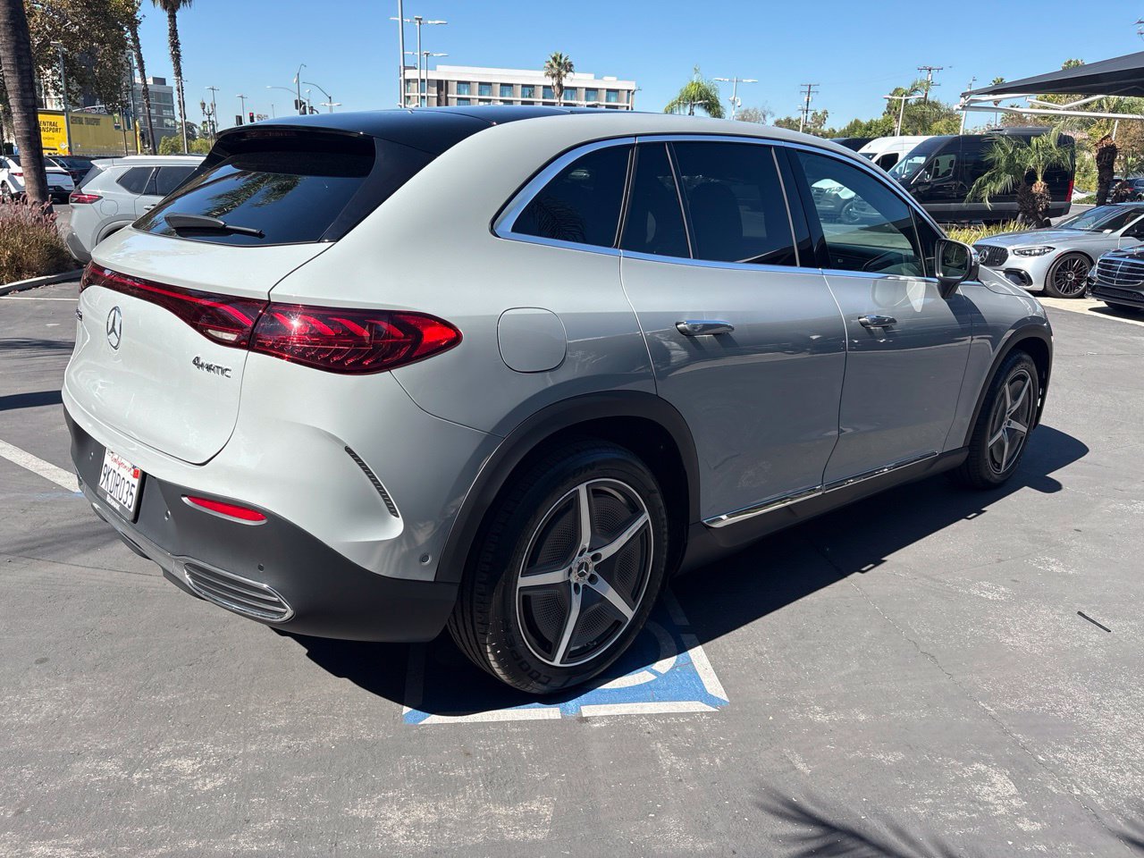 Certified 2023 Mercedes-Benz EQE 500 4MATIC SUV image 5