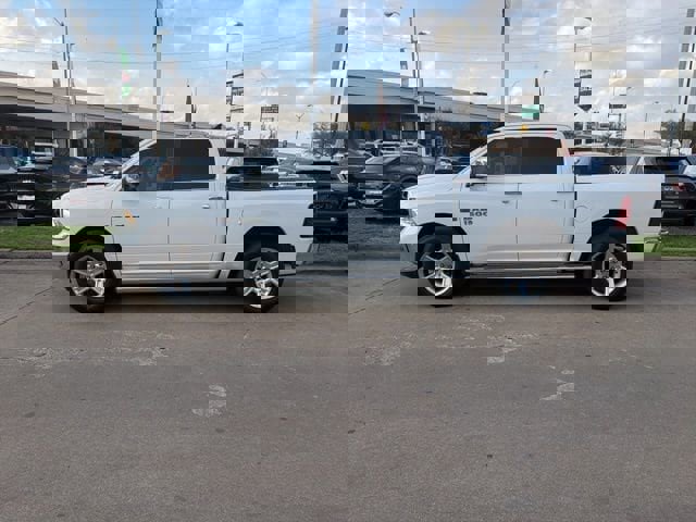 Used 2018 RAM 1500 Lone Star image 5